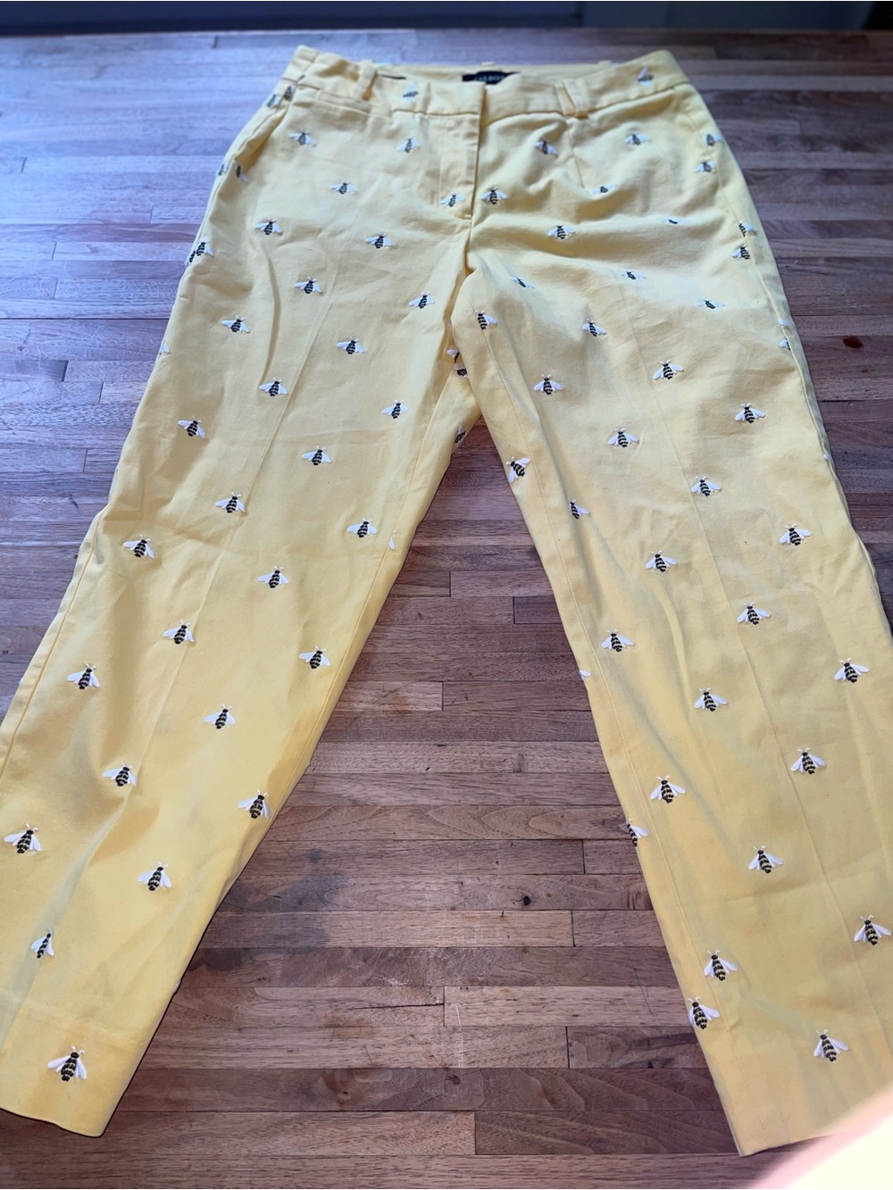 Talbots Yellow Bee-Embroidered Curvy Pants | Women’s size 6